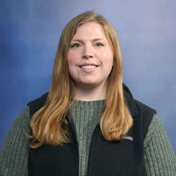 Robyn Rentschler Headshot