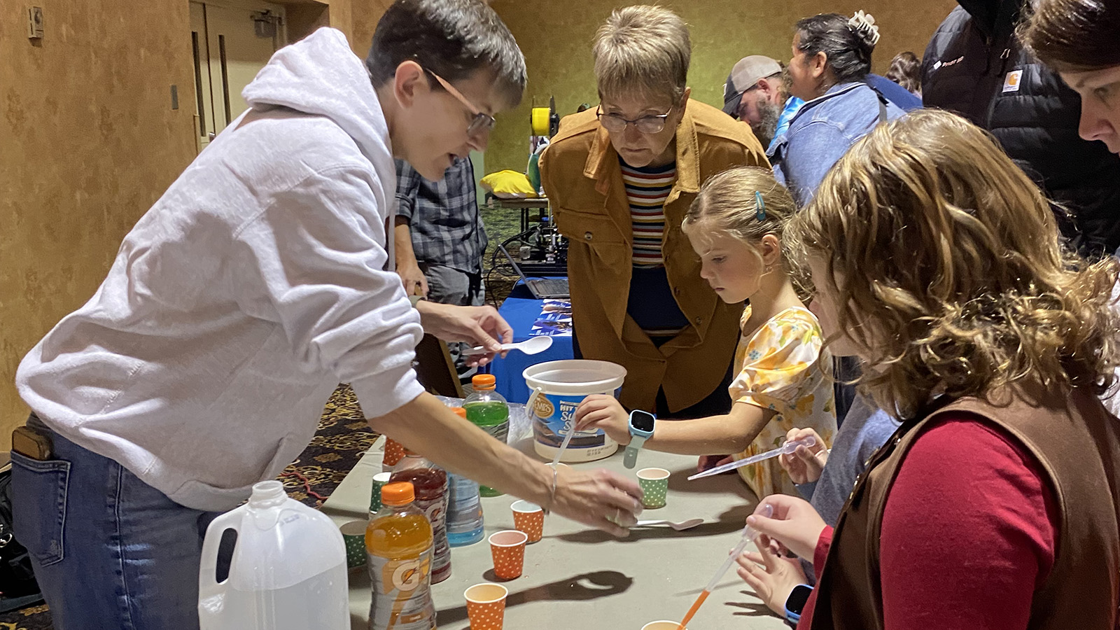 Edible Slime demonstration Edible Slime demonstration
