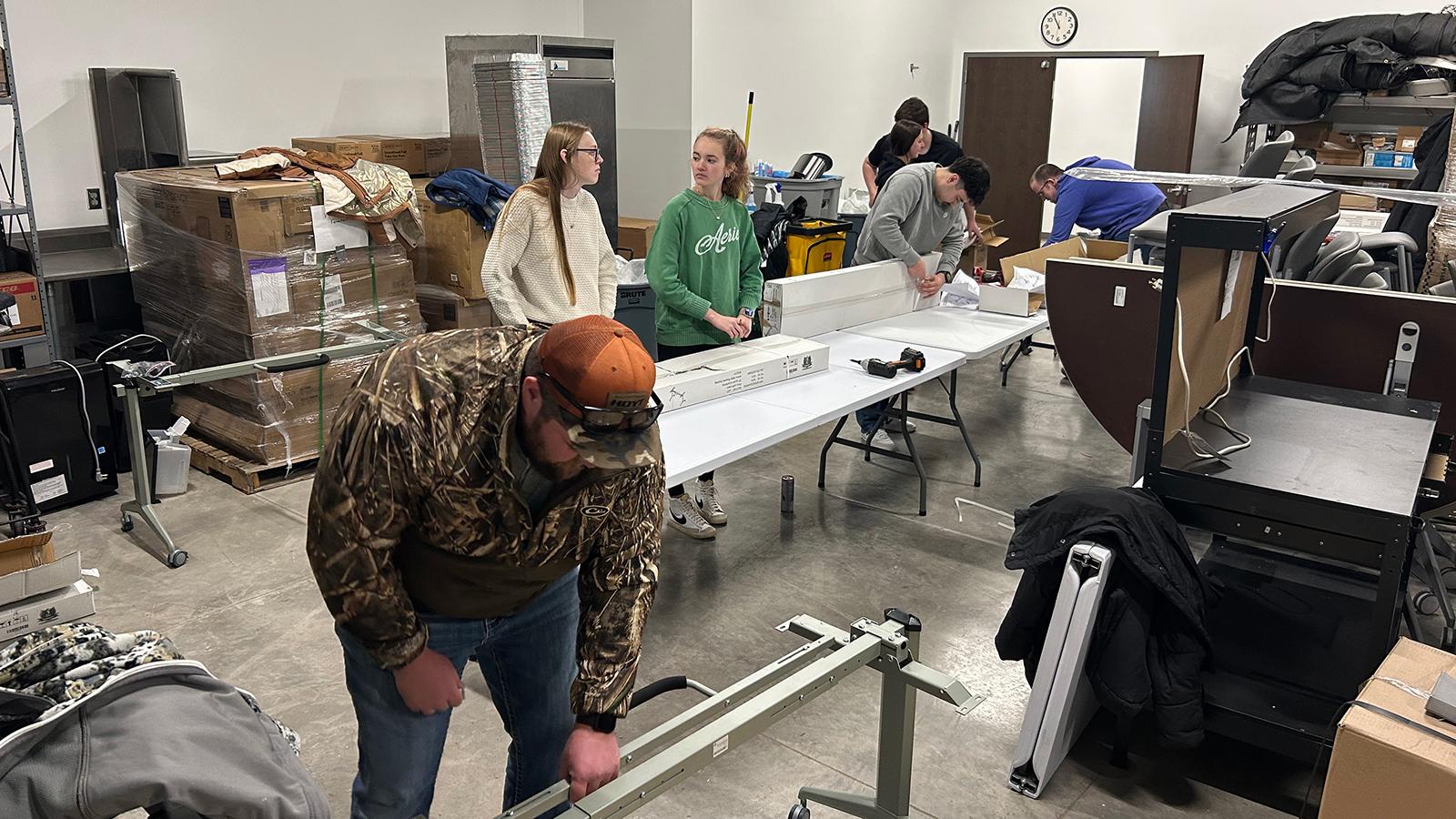 Architectural Engineering students volunteering