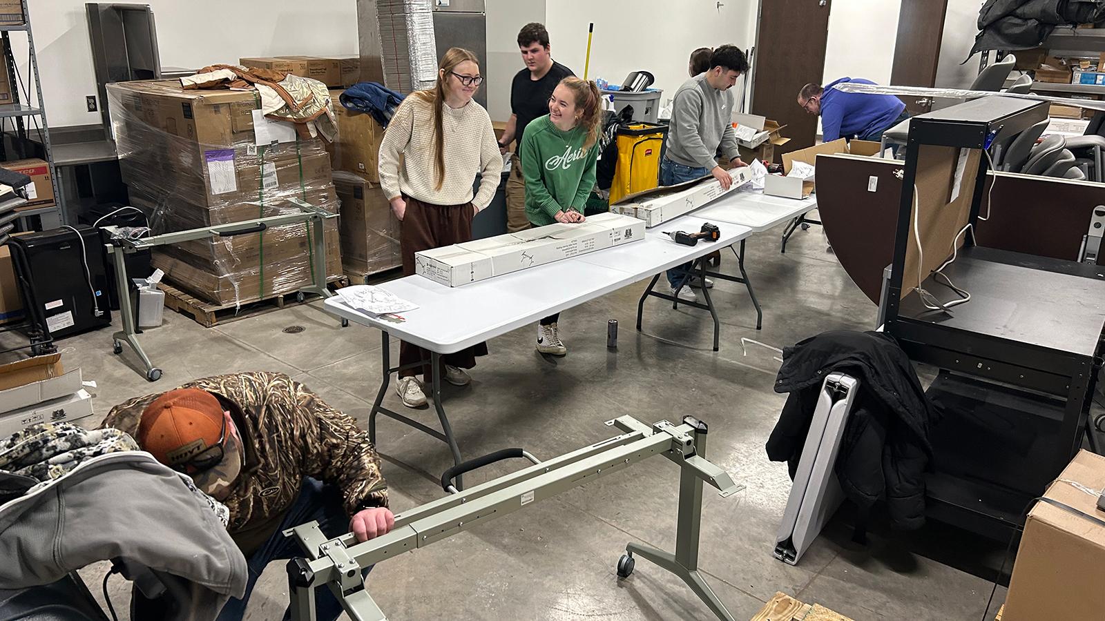 Architectural Engineering students volunteering