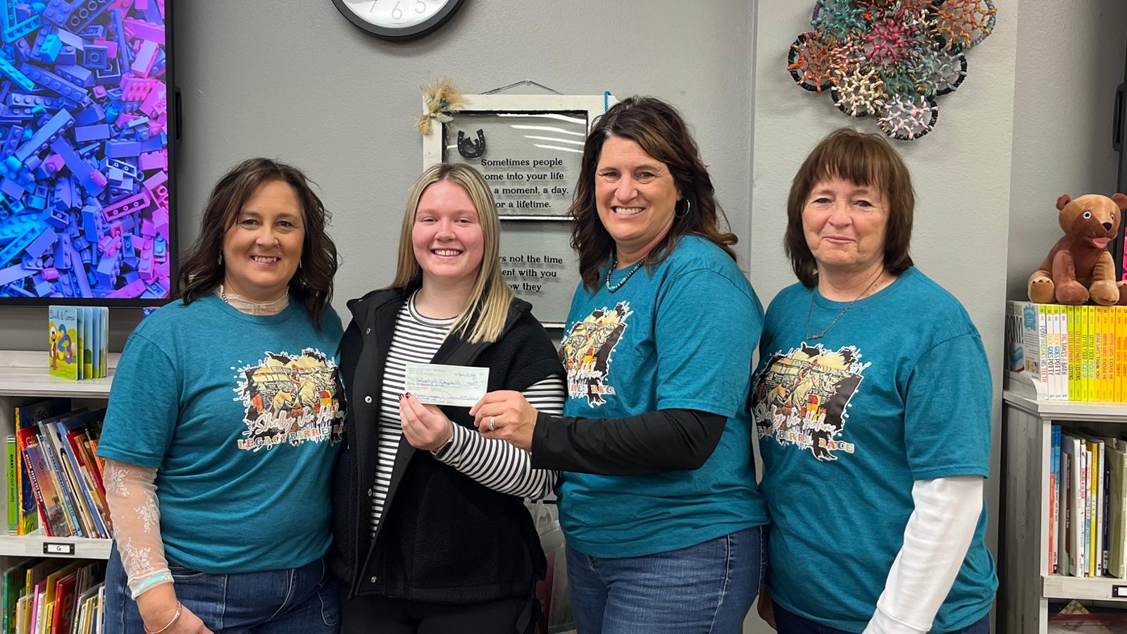 Rachel Beadell recieves Shelby Hohn Scholarship