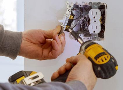 Repairing an electrical socket